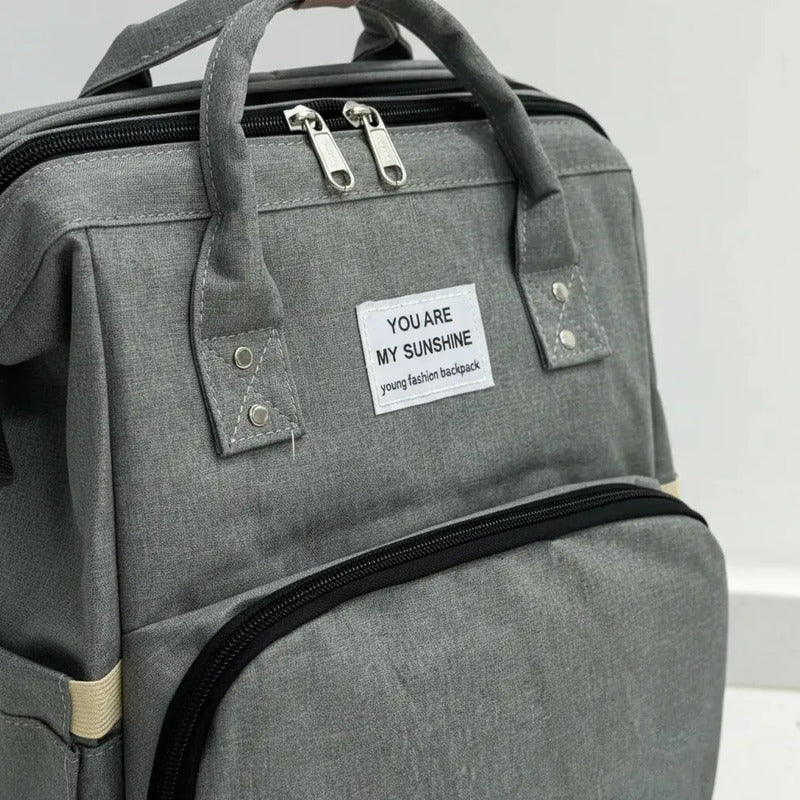 Pañalera Multifuncional Bebe Mochila Con Puerto Usb 10984-1 Gris Claro Liso