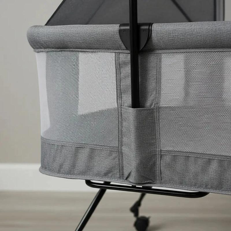 Corral Cuna Mecedora Portátil Kidshop Para Bebé Gris Con Colchón, Mosquitero Y Capota Lisa