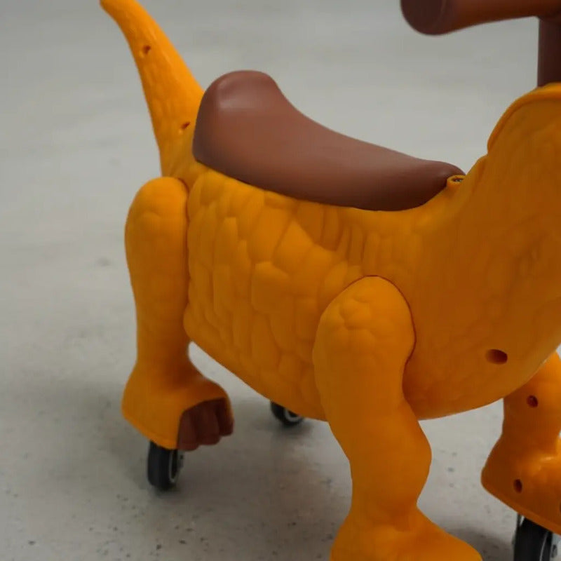 Carro Kidshop 2025 Dino Bota Humo Con Luces Tr-065