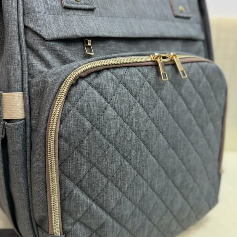 Bolso Pañalera Morral Moderno De Bebe 11519-14 Gris Claro Lisa
